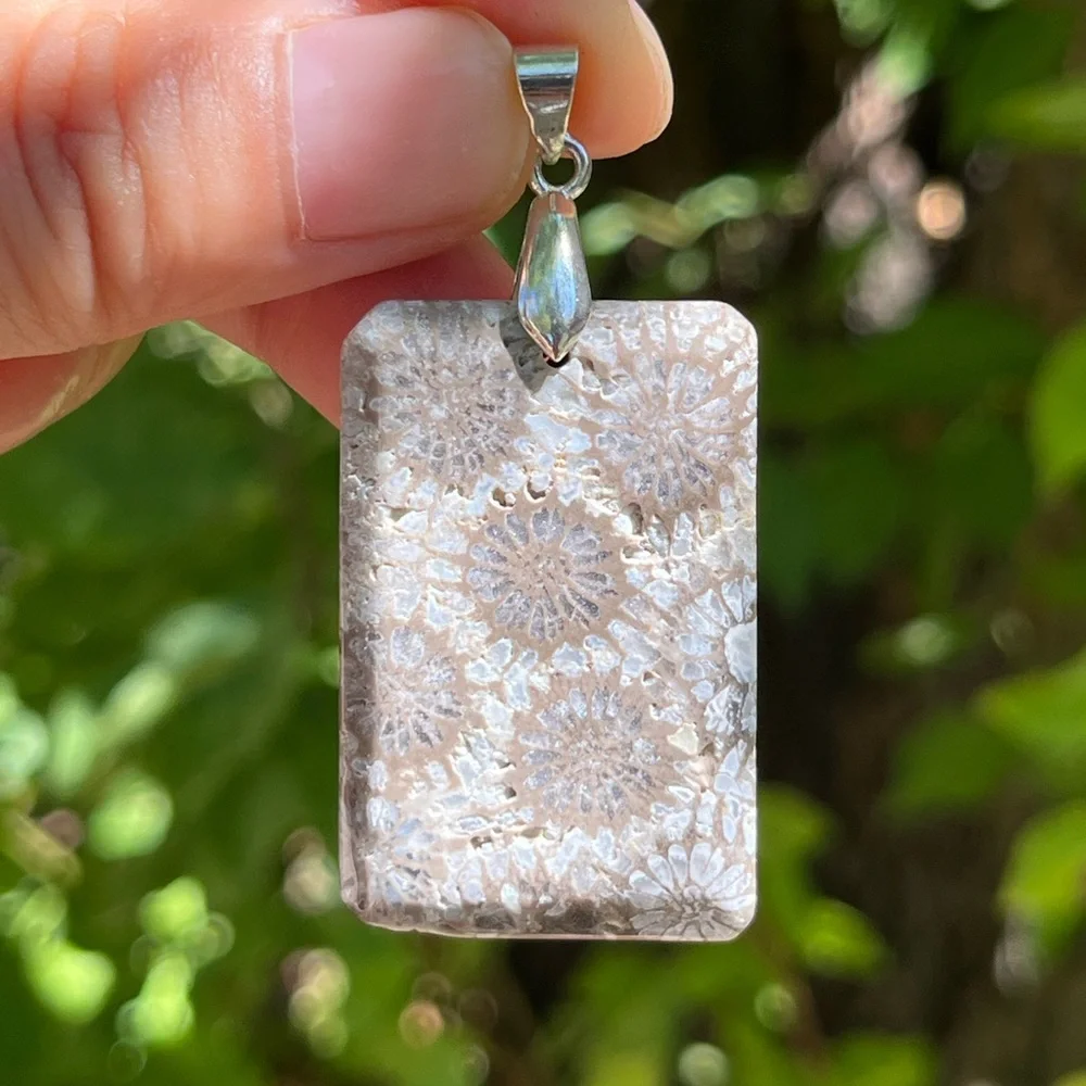 Sterling silver 925 stamped grey rectangular fossilized coral pendant‎ 0918